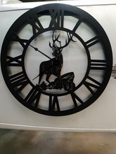 Charger l&#39;image dans la galerie, Horloge décoration d&#39;art métal - Monarque des bois - Wall art - Made in FRANCE
